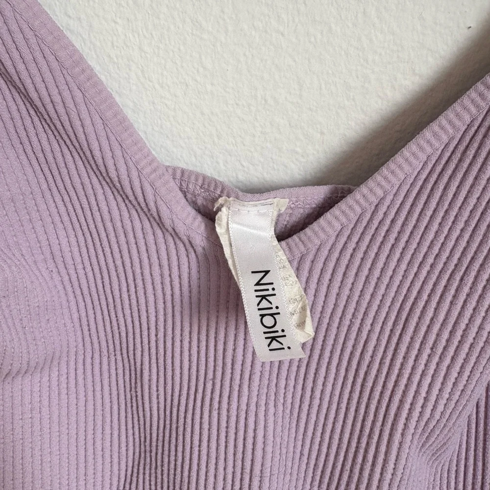Lilac Ribbed Crop Top - Picture 2 of 3